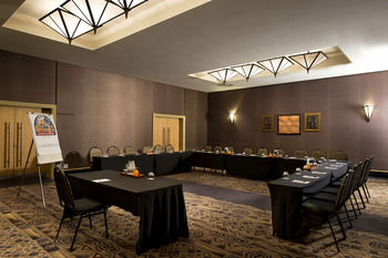 Windhoek Country Club 4*