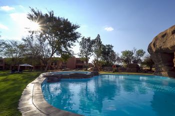 Windhoek Country Club 4*