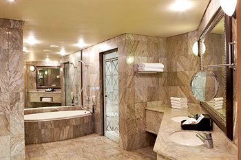 Windhoek Country Club 4*