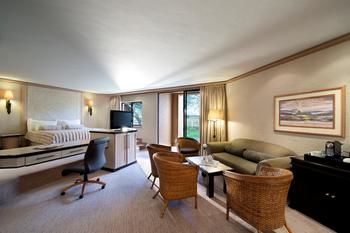 Windhoek Country Club 4*