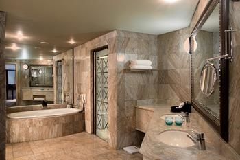 Windhoek Country Club 4*