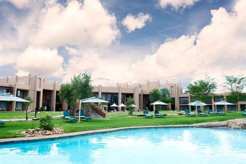 Windhoek Country Club 4*