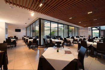HOTEL GARDEN 3*