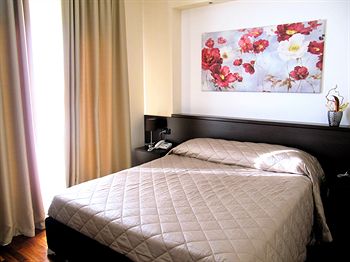 HOTEL GARDEN 3*