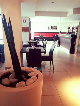 HOTEL GARDEN 3*