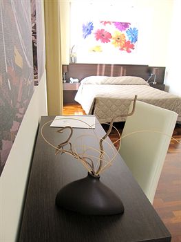 HOTEL GARDEN 3*