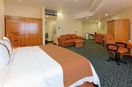 Туры в Holiday Inn Plaza Dali