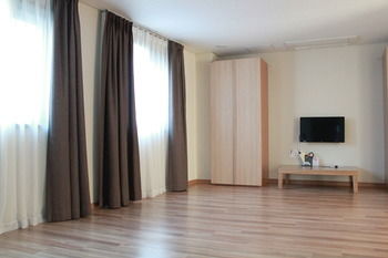 Tower Hill Hotel 3*