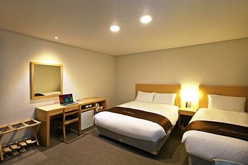 Tower Hill Hotel 3*