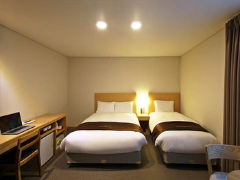 Tower Hill Hotel 3*