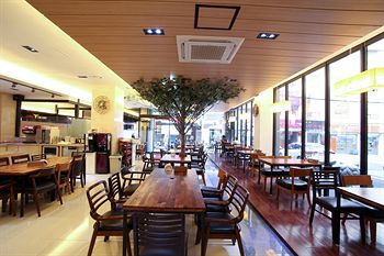 Tower Hill Hotel 3*