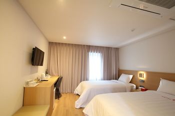 Angel Hotel 3*