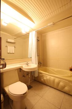 Angel Hotel 3*