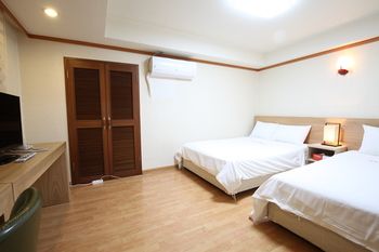 Angel Hotel 3*