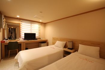 Angel Hotel 3*