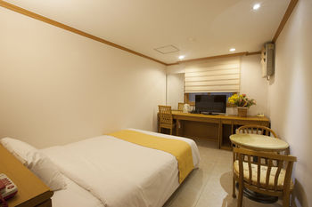 Angel Hotel 3*
