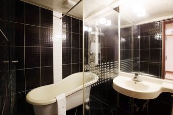 Angel Hotel 3*