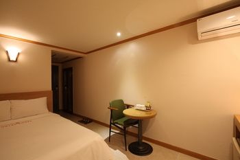 Angel Hotel 3*