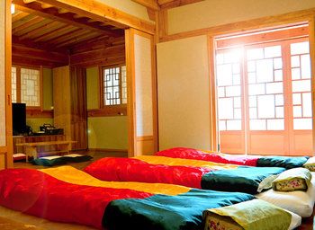 Gyeongju Hwangnamkwan Hanok Hotel 3*