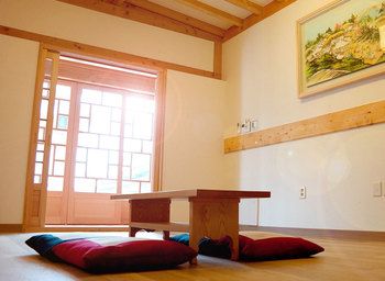 Gyeongju Hwangnamkwan Hanok Hotel 3*