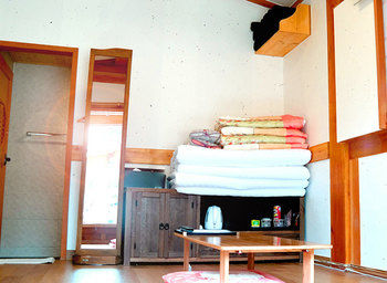 Gyeongju Hwangnamkwan Hanok Hotel 3*