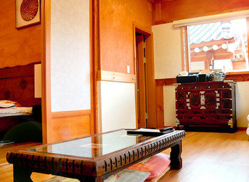 Gyeongju Hwangnamkwan Hanok Hotel 3*
