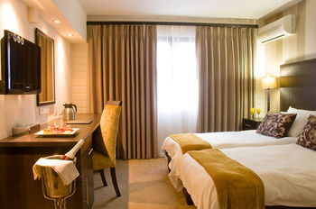 The Kelway Hotel 3*