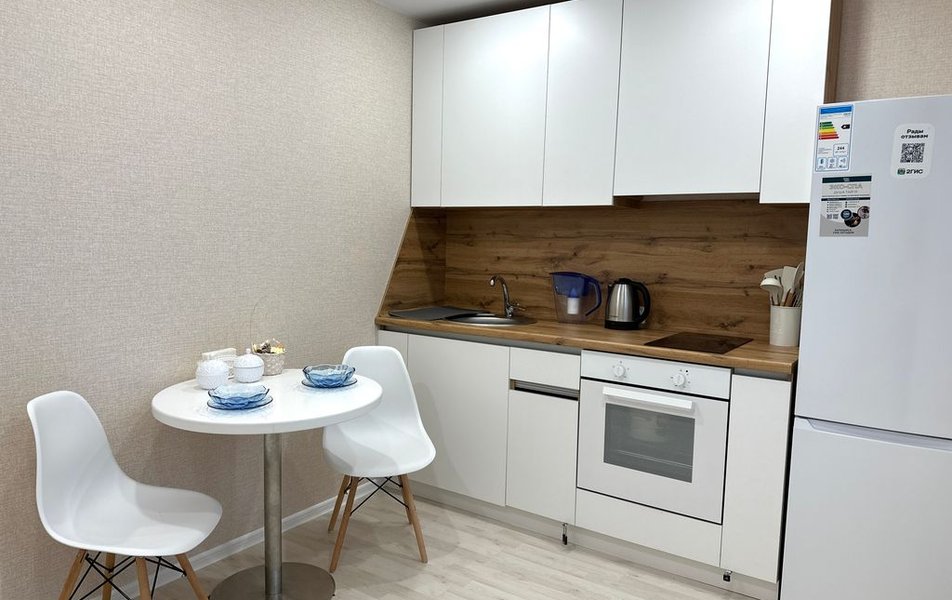 «Apartments Compass Group» \/ «Компас Групп на Трофимовой 13» апартаменты 2*