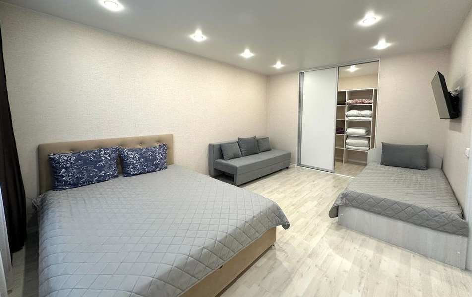 «Apartments Compass Group» \/ «Компас Групп на Трофимовой 13» апартаменты 2*