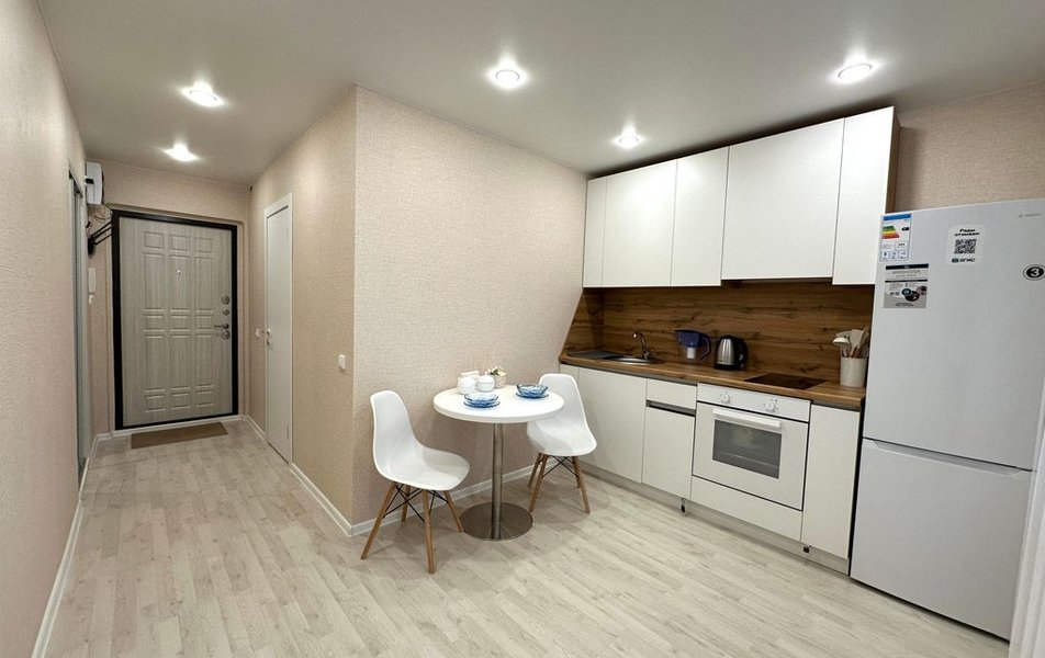 «Apartments Compass Group» \/ «Компас Групп на Трофимовой 13» апартаменты 2*