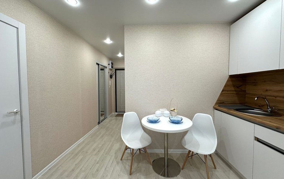 «Apartments Compass Group» \/ «Компас Групп на Трофимовой 13» апартаменты 2*