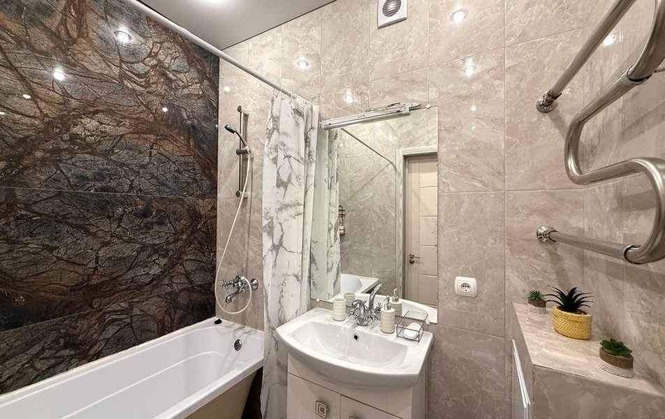 «Apartments Compass Group» \/ «Компас Групп на Мельникайте 150» апартаменты 2*