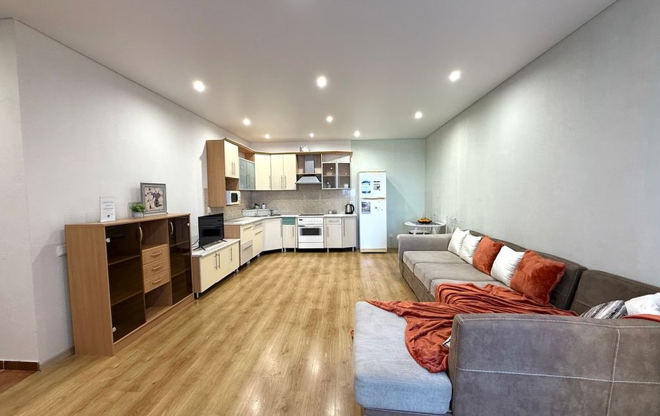 «Apartments Compass Group» \/ «Компас Групп на Мельникайте 150» апартаменты 2*