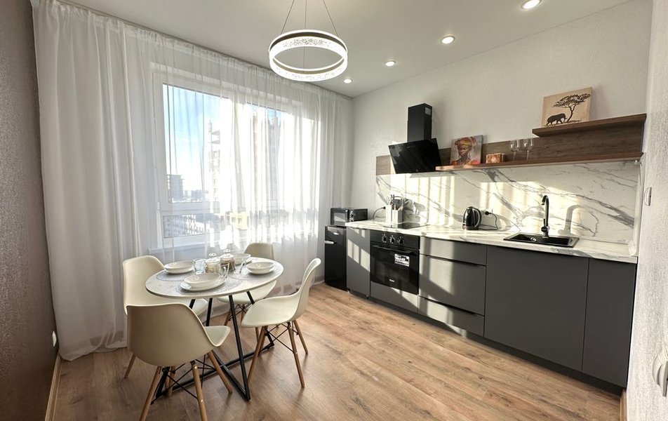 «Apartments Compass Group» \/ «Компас Групп на Салманова 21» апартаменты 2*