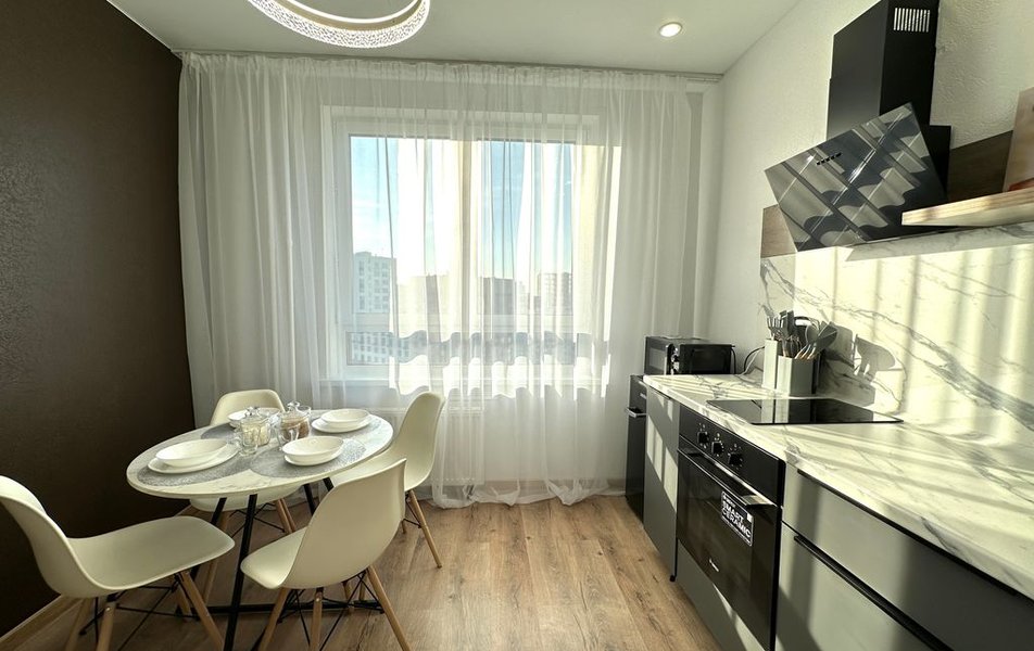 «Apartments Compass Group» \/ «Компас Групп на Салманова 21» апартаменты 2*