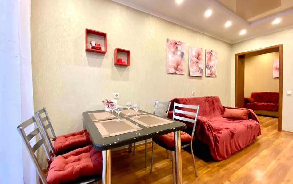 «Apartments Compass Group» \/ «Компас Групп на Первомайской 60к1» апартаменты 2*
