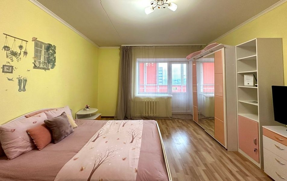 «Компас на Мельничной 83 апартаменты 2*