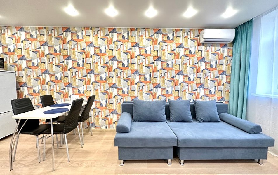 «Apartments Compass Group» \/ «Компас Групп на Первооткрывателей 6» апартаменты 2*