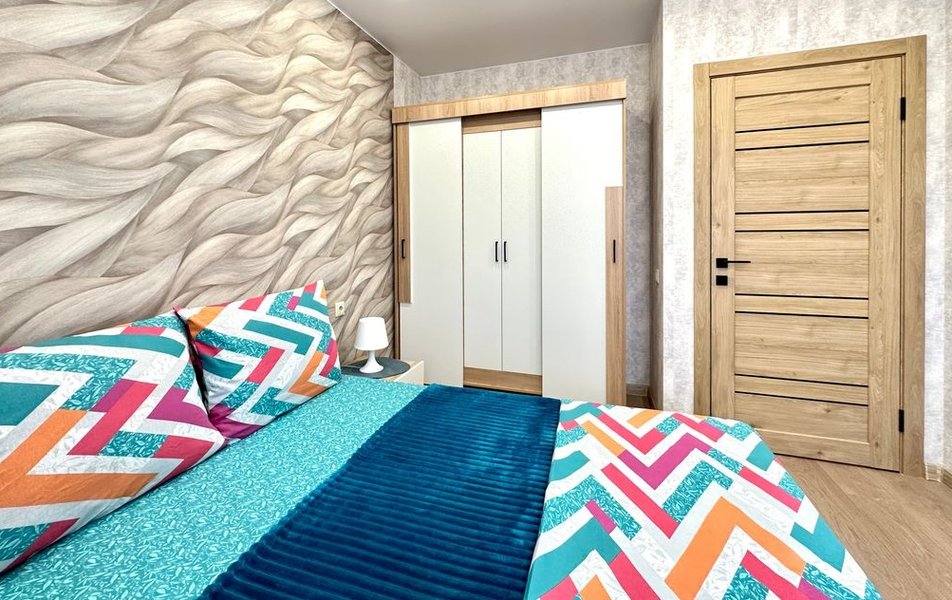 «Apartments Compass Group» \/ «Компас Групп на Первооткрывателей 6» апартаменты 2*