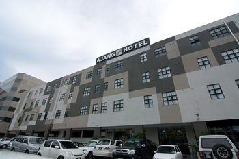 Ajang Hotel 3*