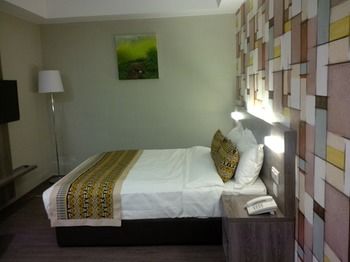 Ajang Hotel 3*