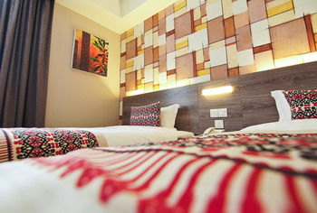 Ajang Hotel 3*
