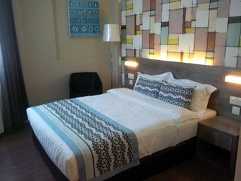 Ajang Hotel 3*