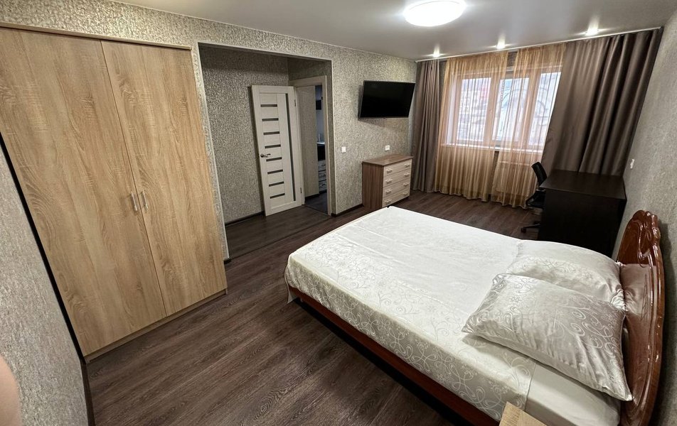 «Лакшери на Мира 6б» апартаменты 2*