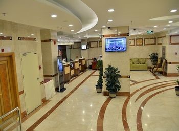 Nozol Royal Inn Hotel 4*
