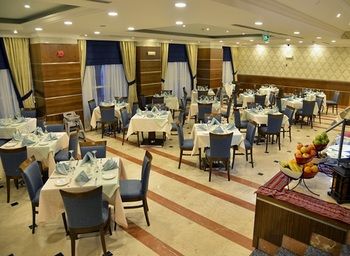 Nozol Royal Inn Hotel 4*
