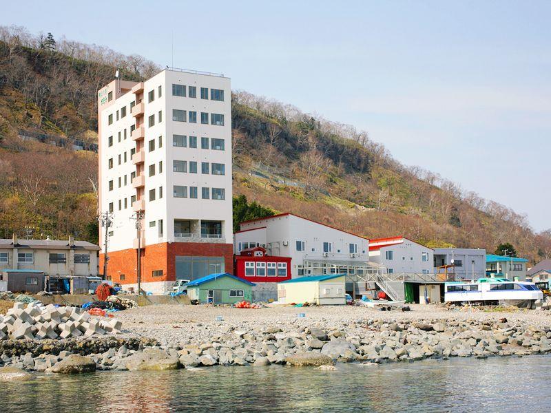 Livemax Resort Shiretoko Seafront 2*