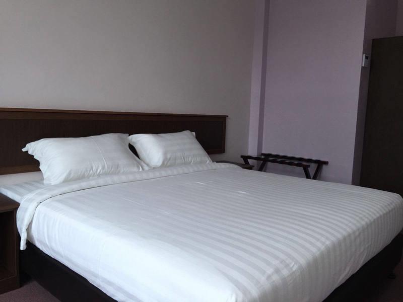 ID Hotel Yayasan 3*