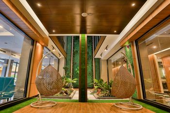 Evo Hotel Pekanbaru 3*
