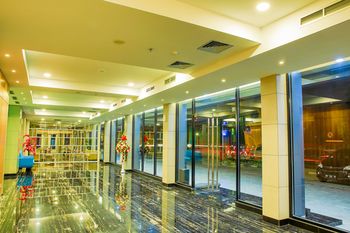 Evo Hotel Pekanbaru 3*